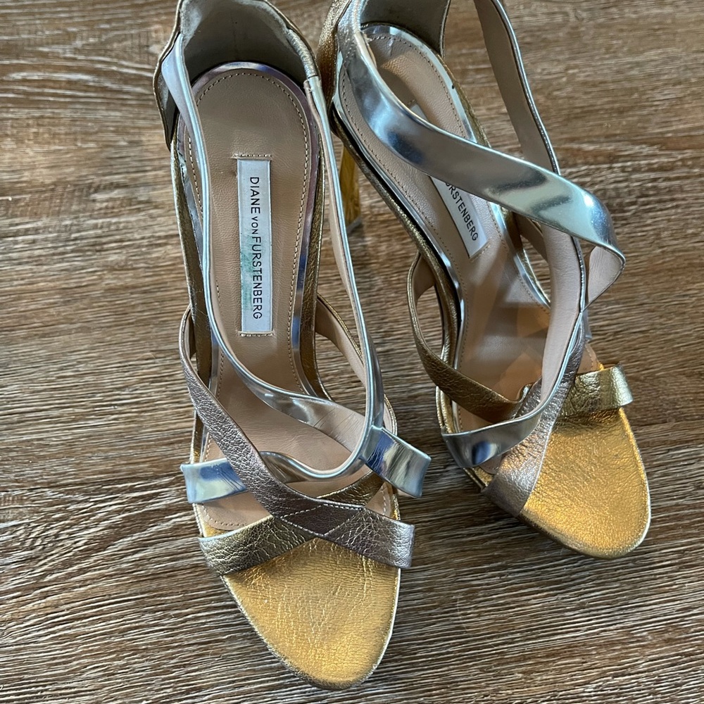 Diane Von Furstenberg Gold & Silver Strappy Heels Size‎ 6